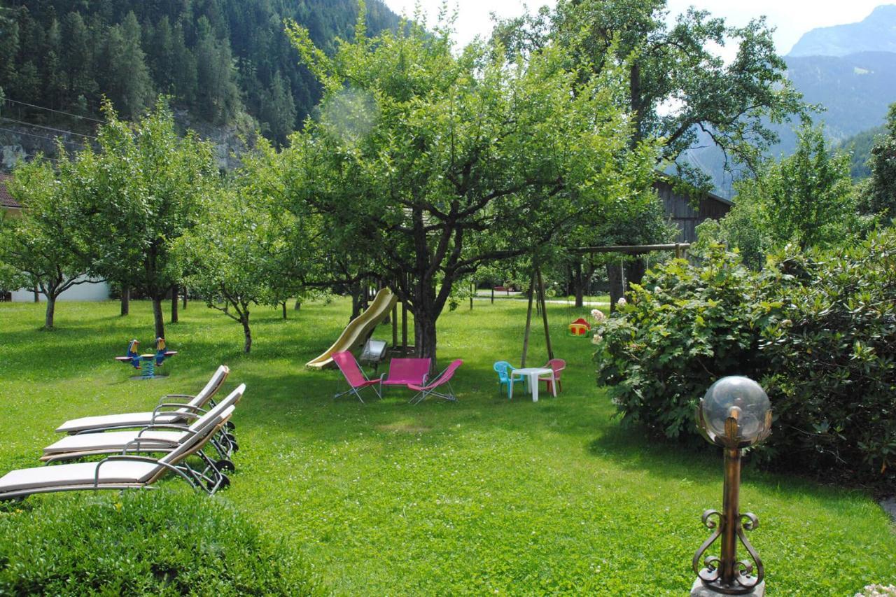 Ferienhof Oblasser Hotel Mayrhofen Exterior photo