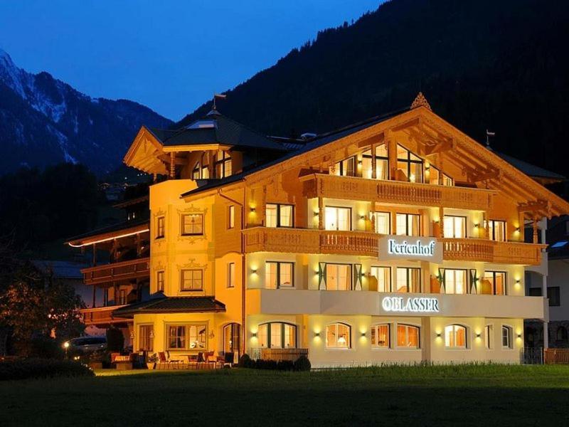 Ferienhof Oblasser Hotel Mayrhofen Exterior photo